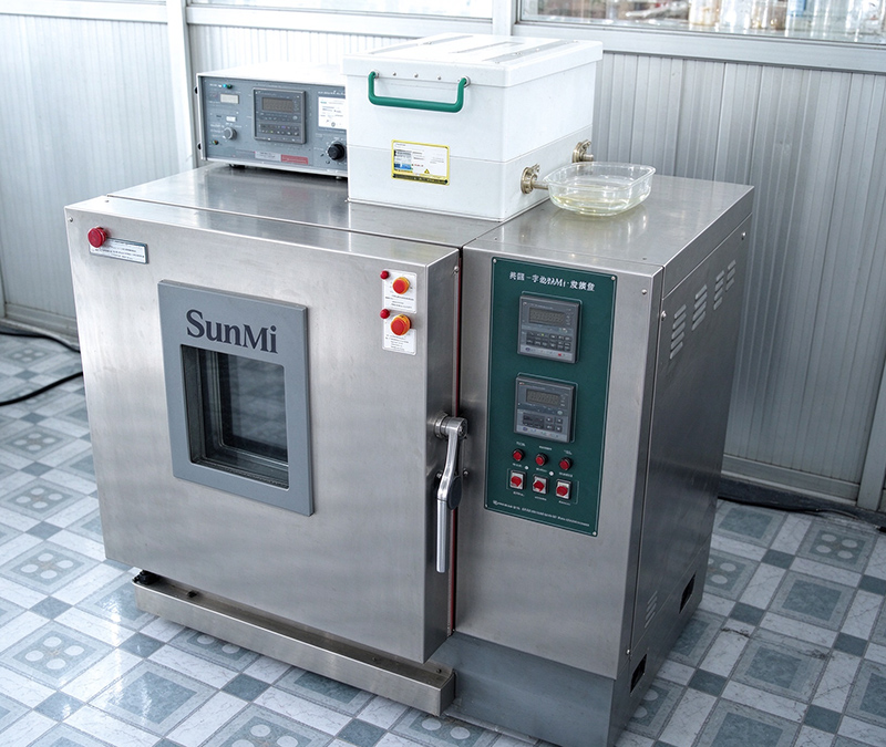 Production workshop at Ningbo Pole Magnet